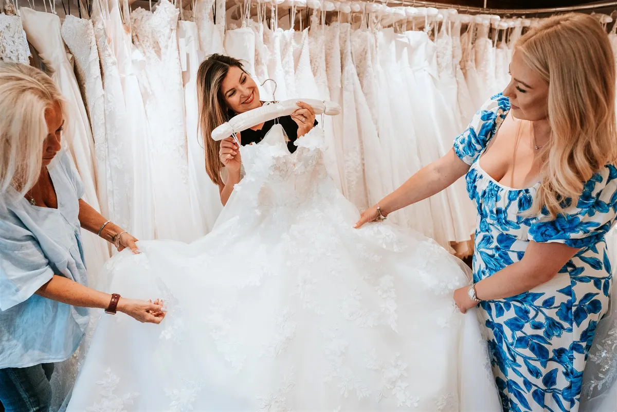 Off the Peg Wedding Dresses: Everything You Need to Know Before You Buy — cover image