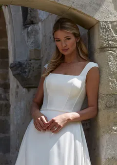 ELIZABETH-JANE view 3